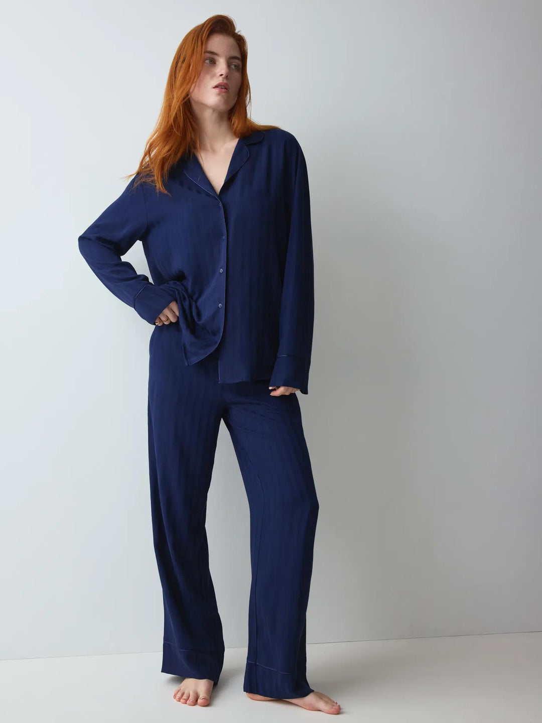 #culoare_00xf-admiral