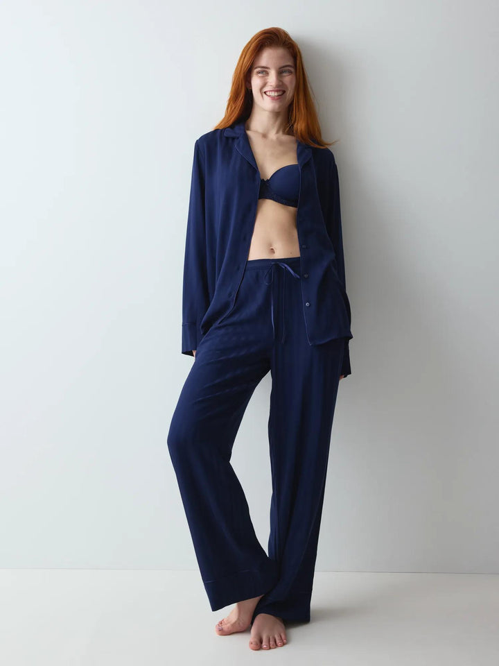 #culoare_00xf-admiral