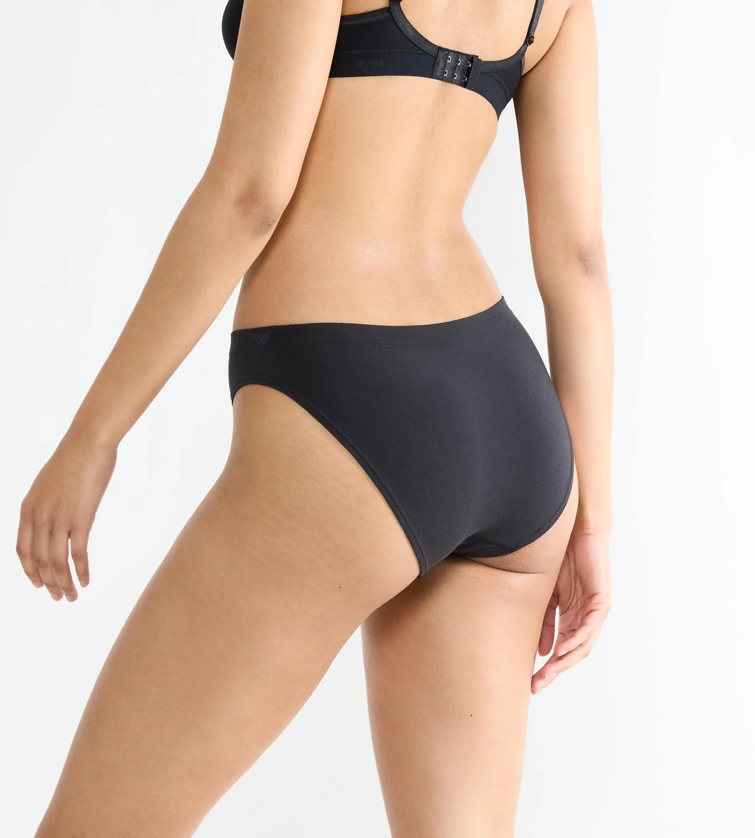 #culoare_0004-black