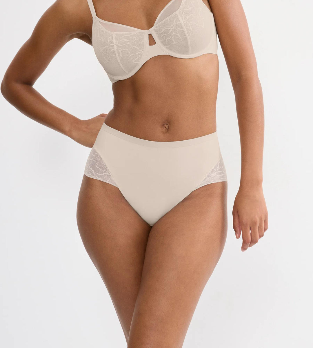 #culoare_00nz-nude-beige