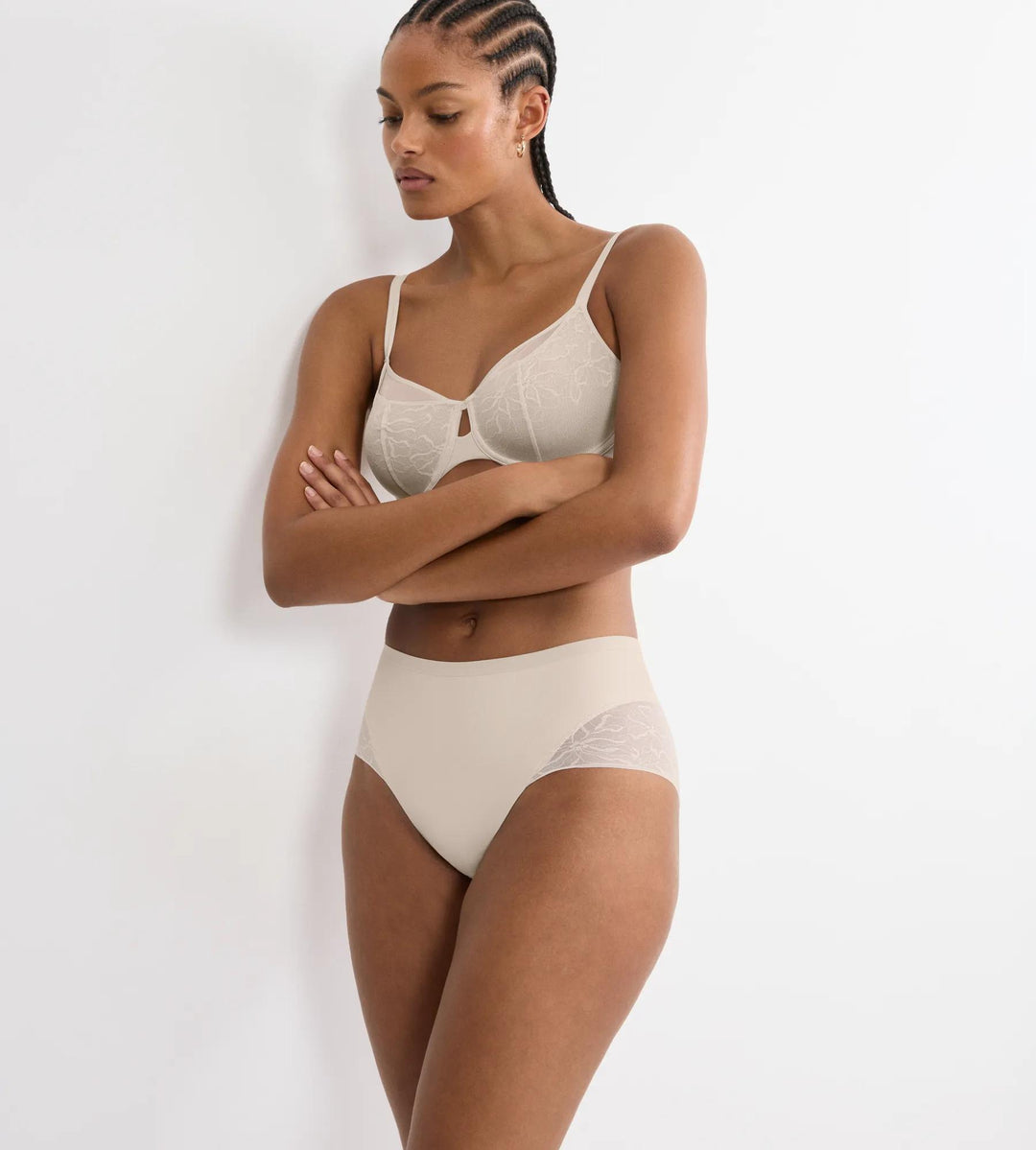#culoare_00nz-nude-beige