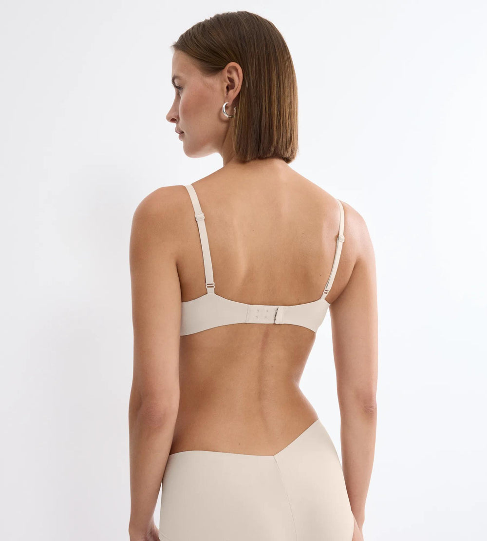 #culoare_00nz-nude-beige