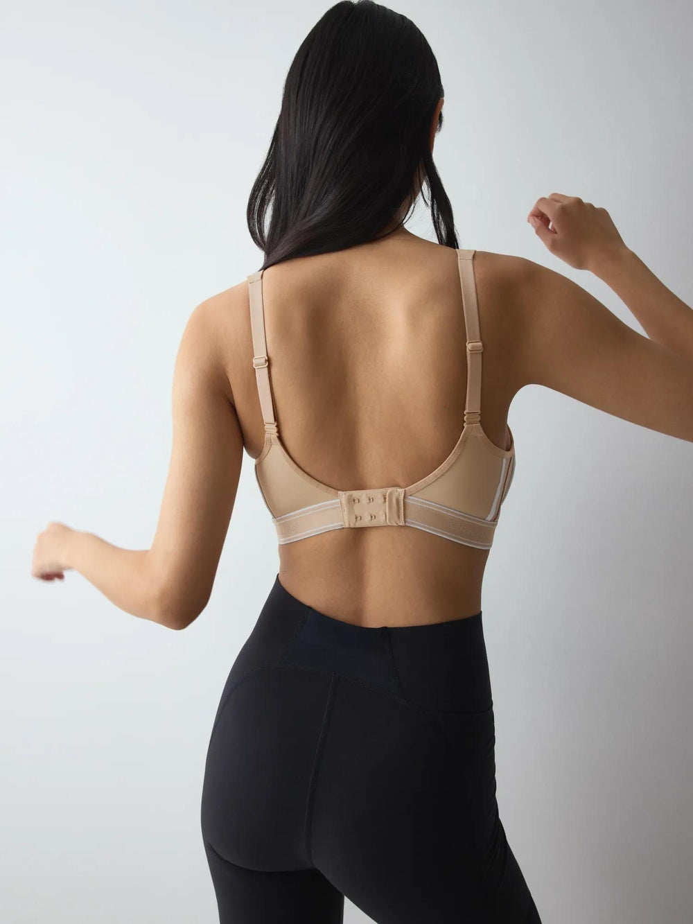 #culoare_00bw-tender-beige