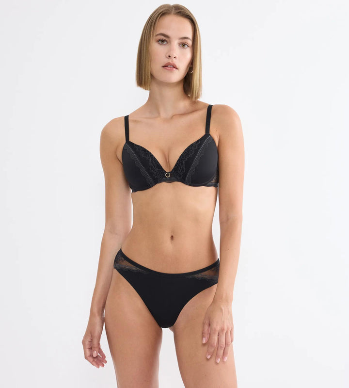 #culoare_0004-black