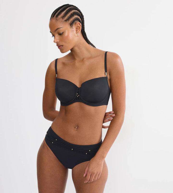 #culoare_0004-black