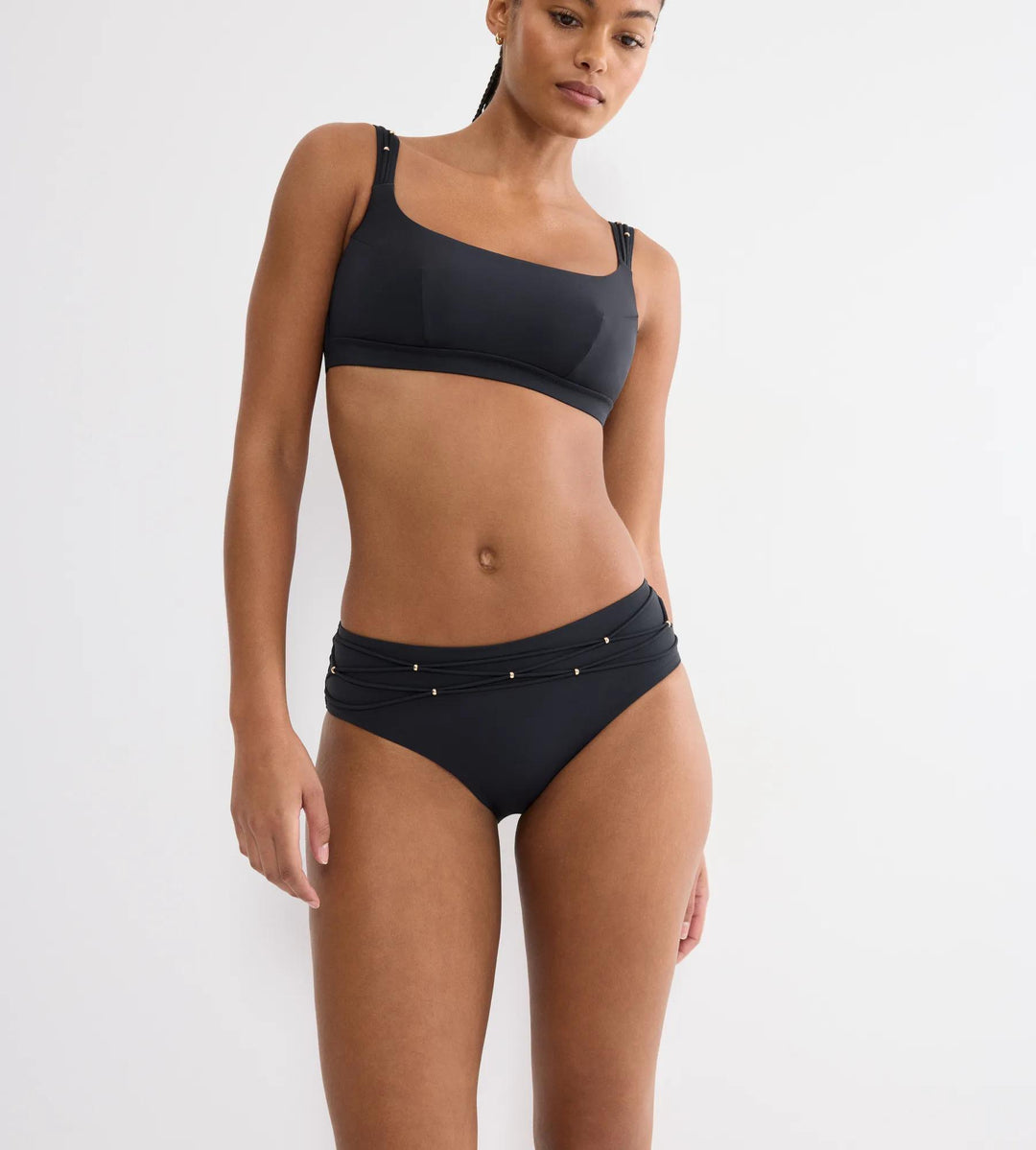 #culoare_0004-black