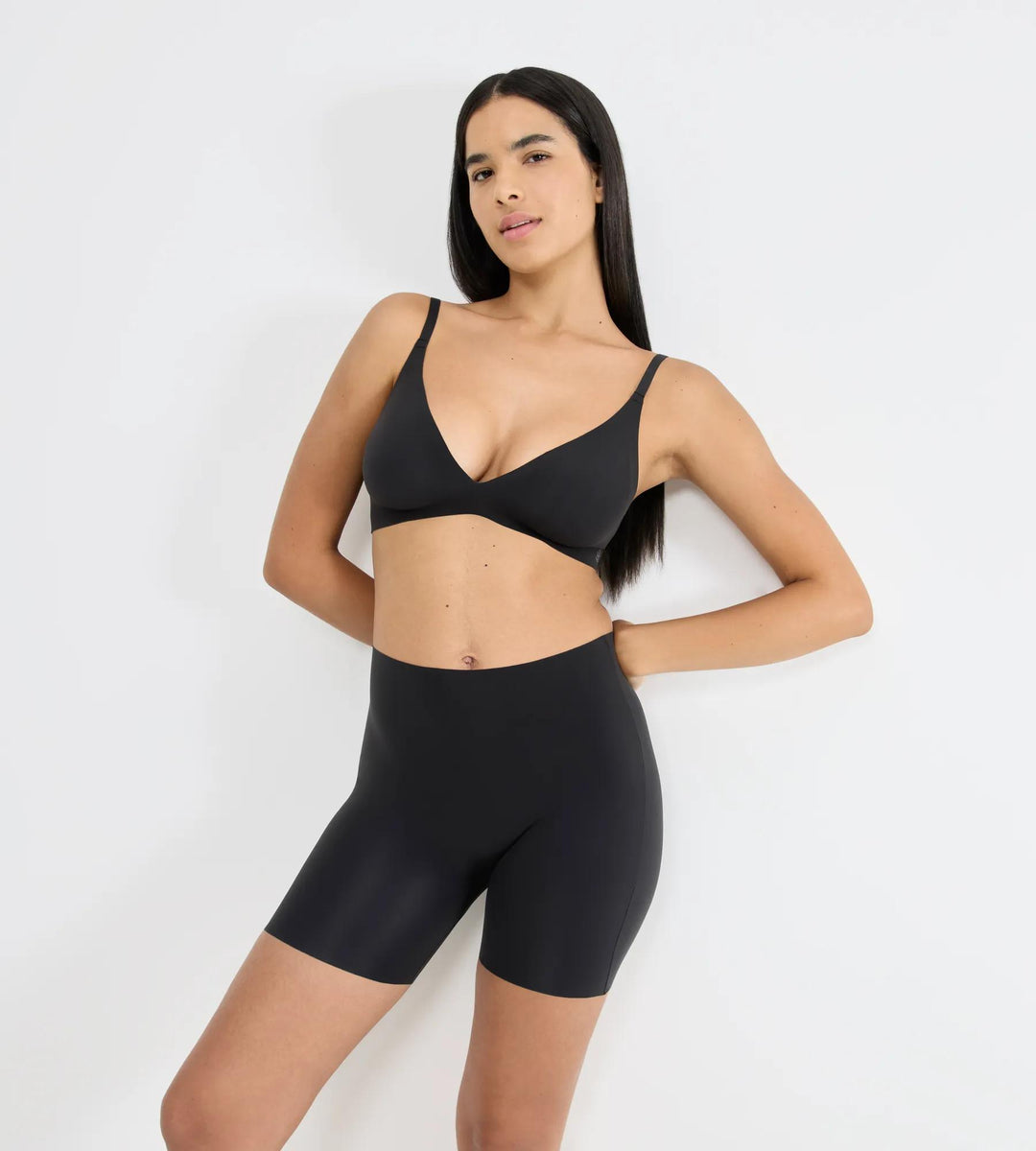 #culoare_0004-black