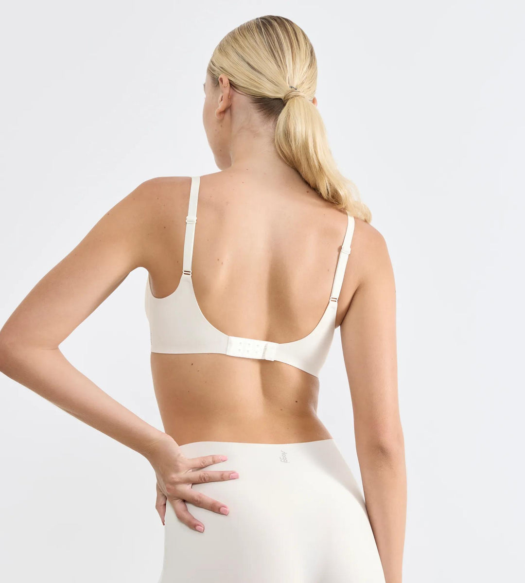 #culoare_00gz-silk-white