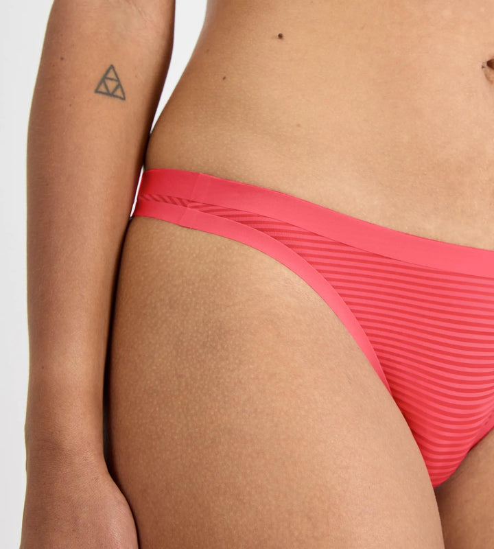 #culoare_00ac-flamingo