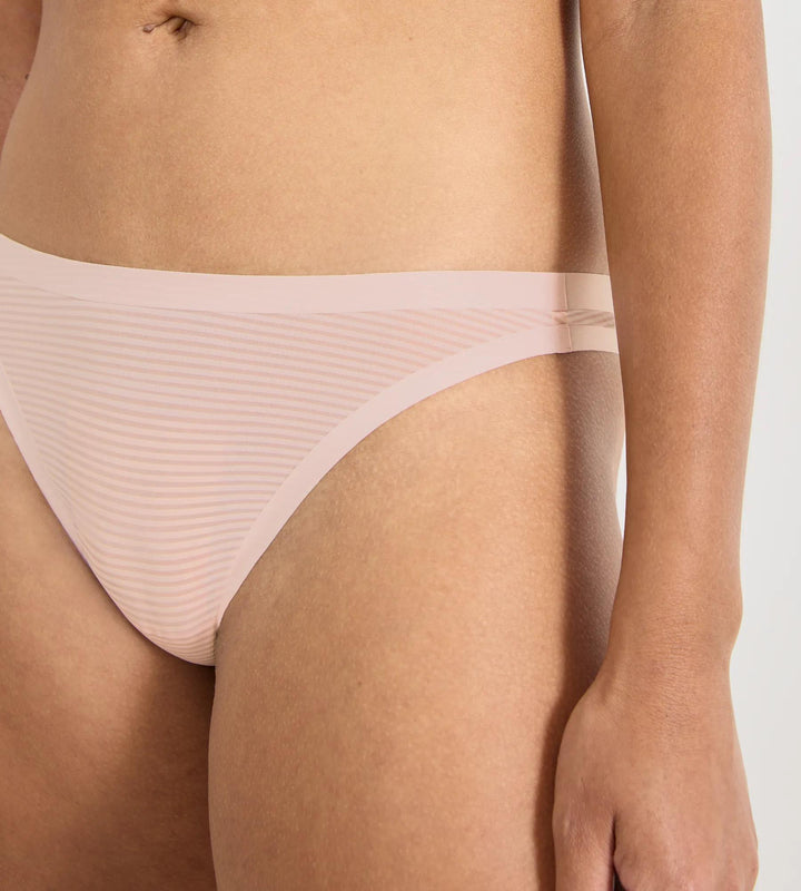#culoare_00am-cherry-pink