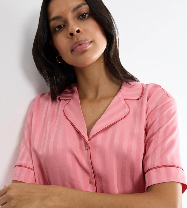 #culoare_00be-cherry-rose