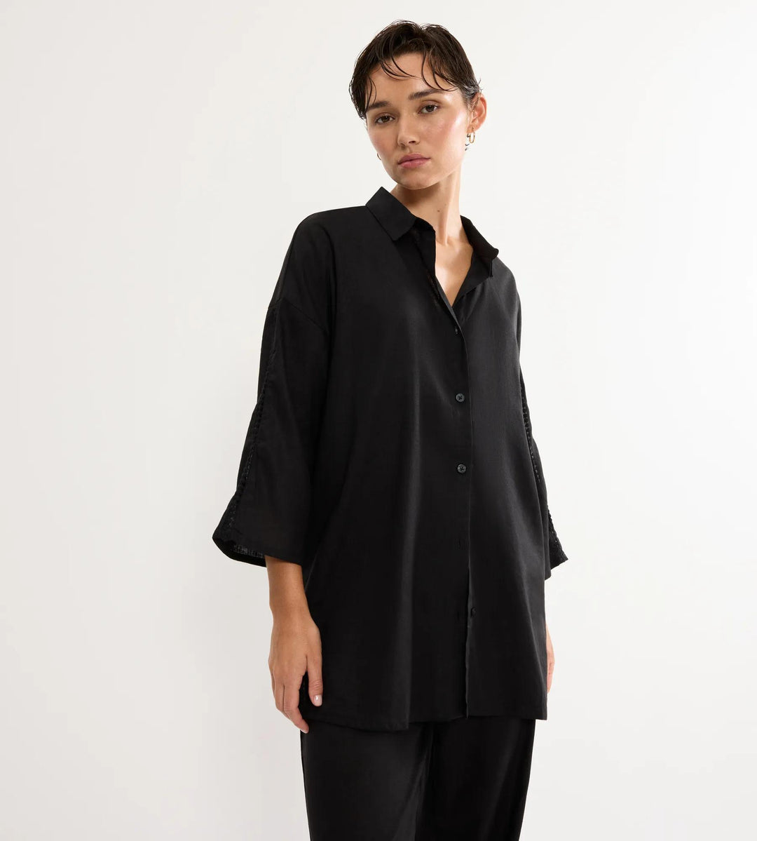 #culoare_0004-black