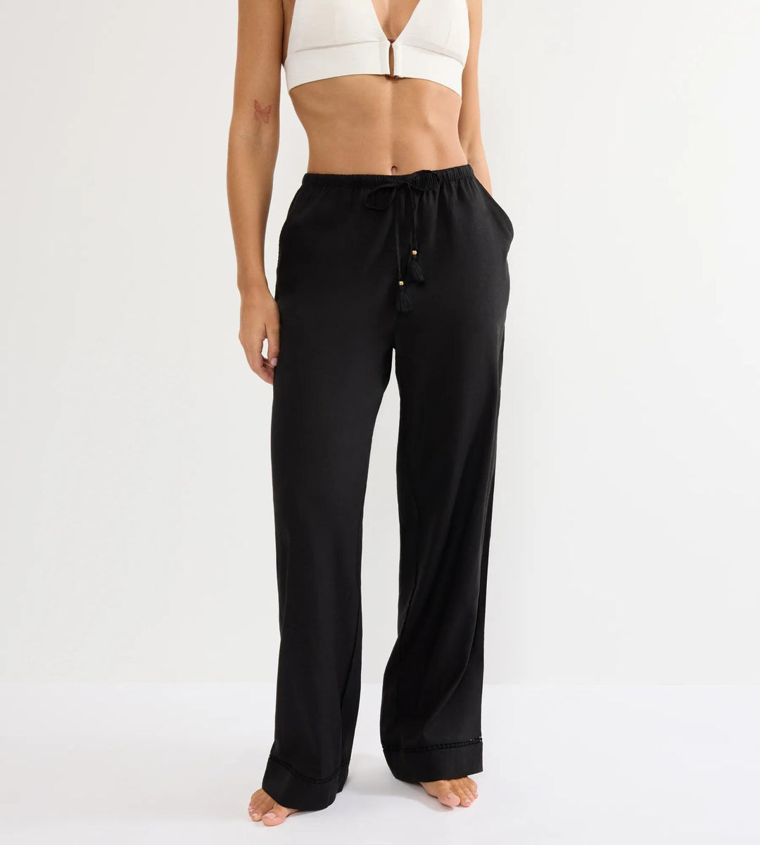 #culoare_0004-black