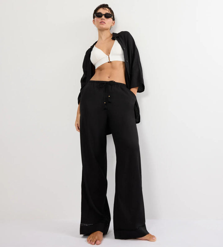 #culoare_0004-black