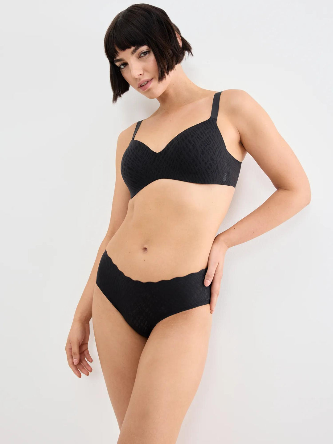 #culoare_0004-black
