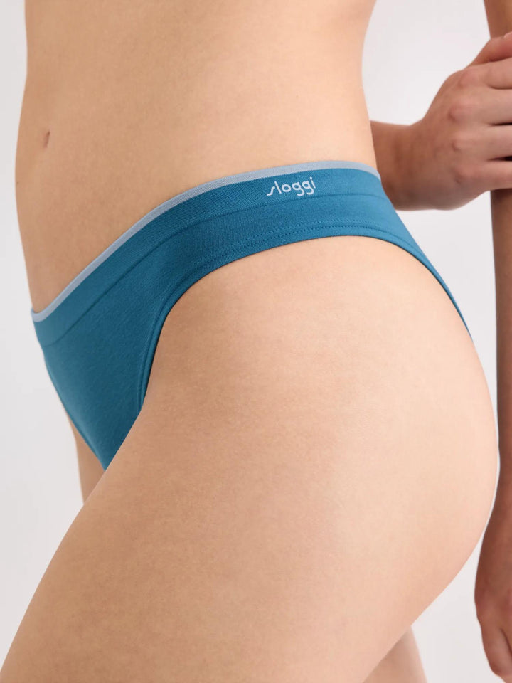#culoare_m007-blue-light-combination