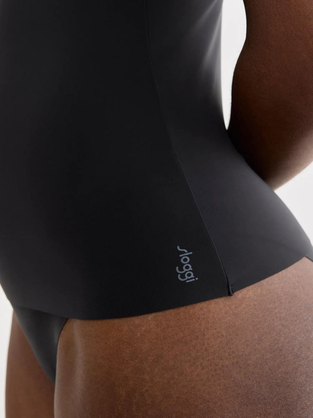 #culoare_0004-black