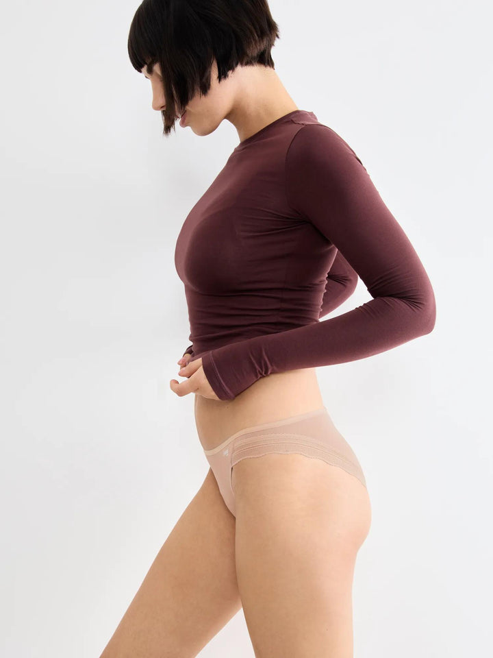 #culoare_00me-cameo-brown
