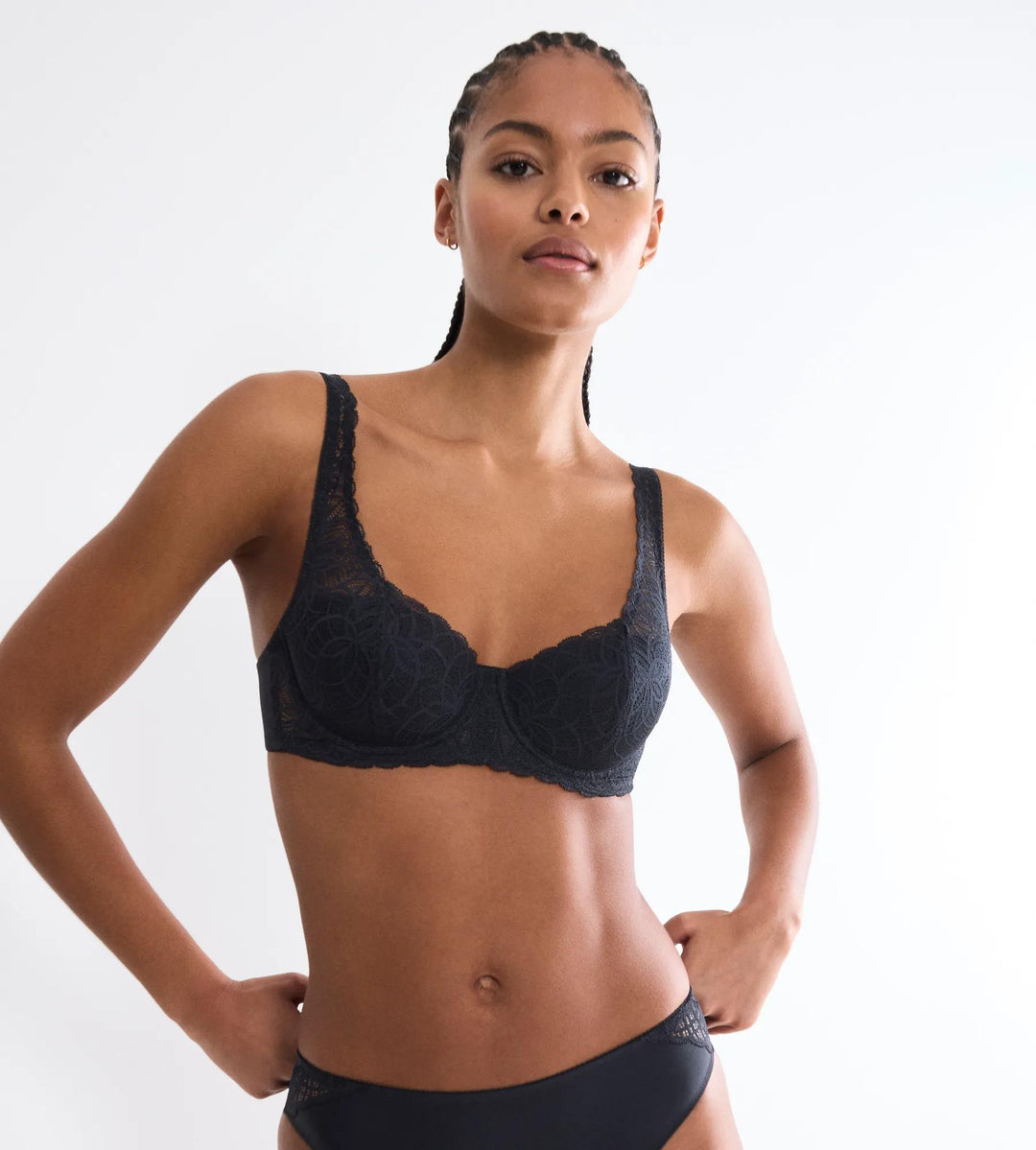 #culoare_0004-black