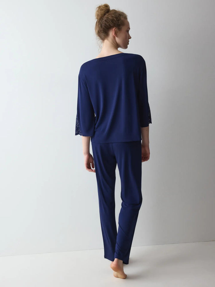 #culoare_00xf-admiral