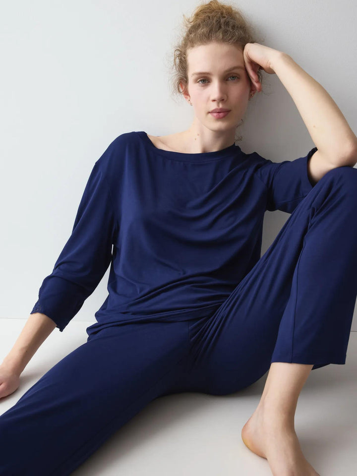#culoare_00xf-admiral
