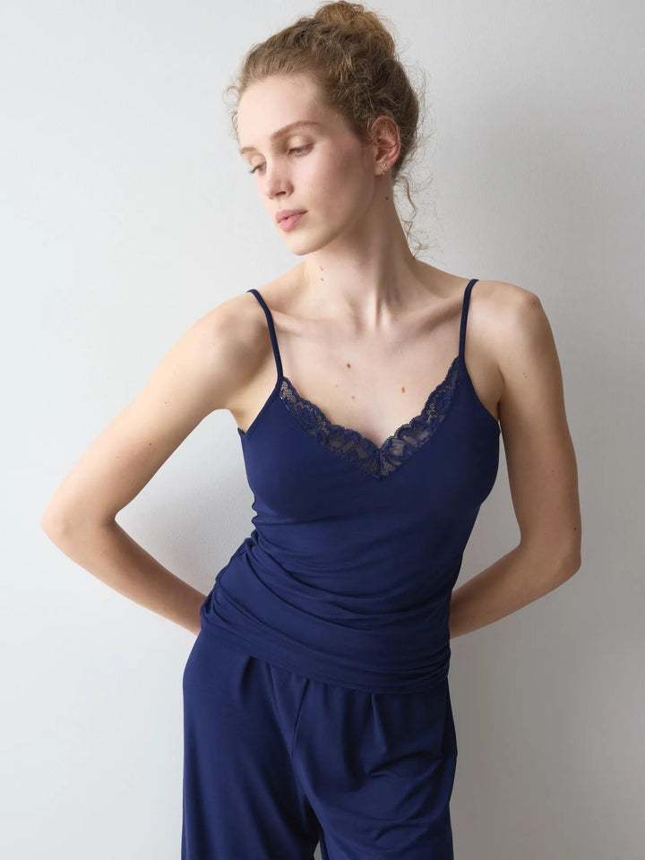 #culoare_00xf-admiral