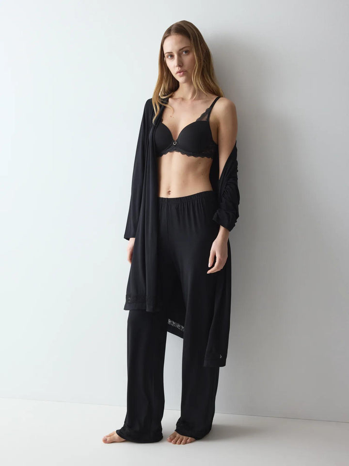 #culoare_0004-black