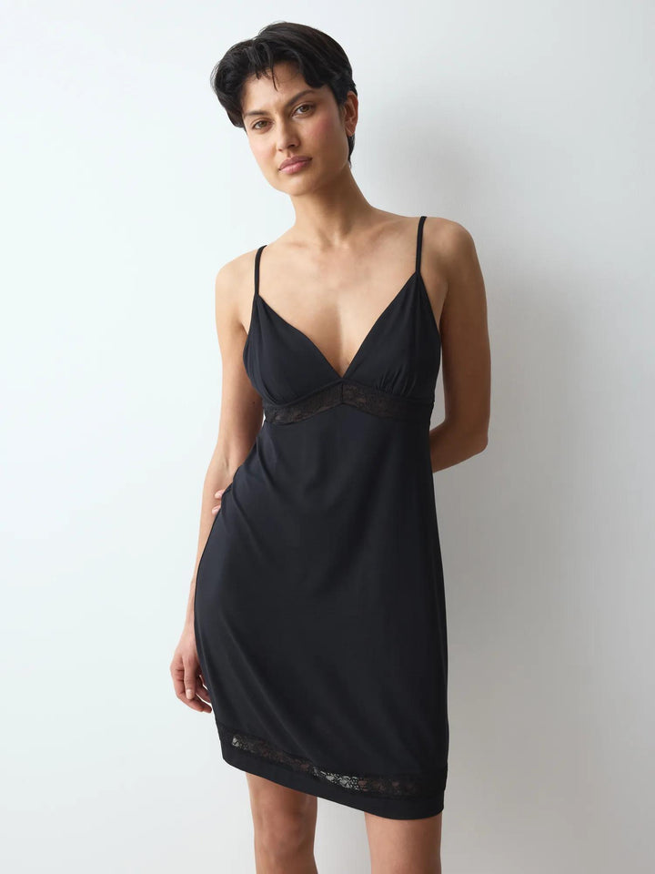 #culoare_0004-black