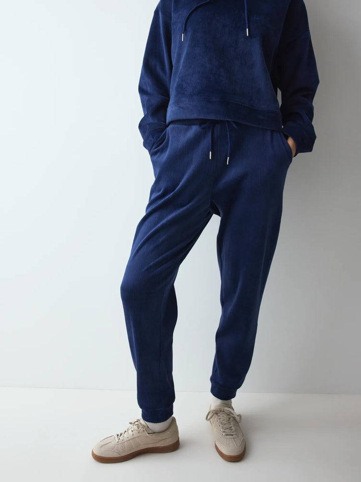#culoare_00xf-admiral