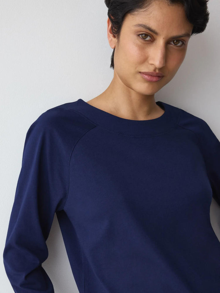 #culoare_00xf-admiral
